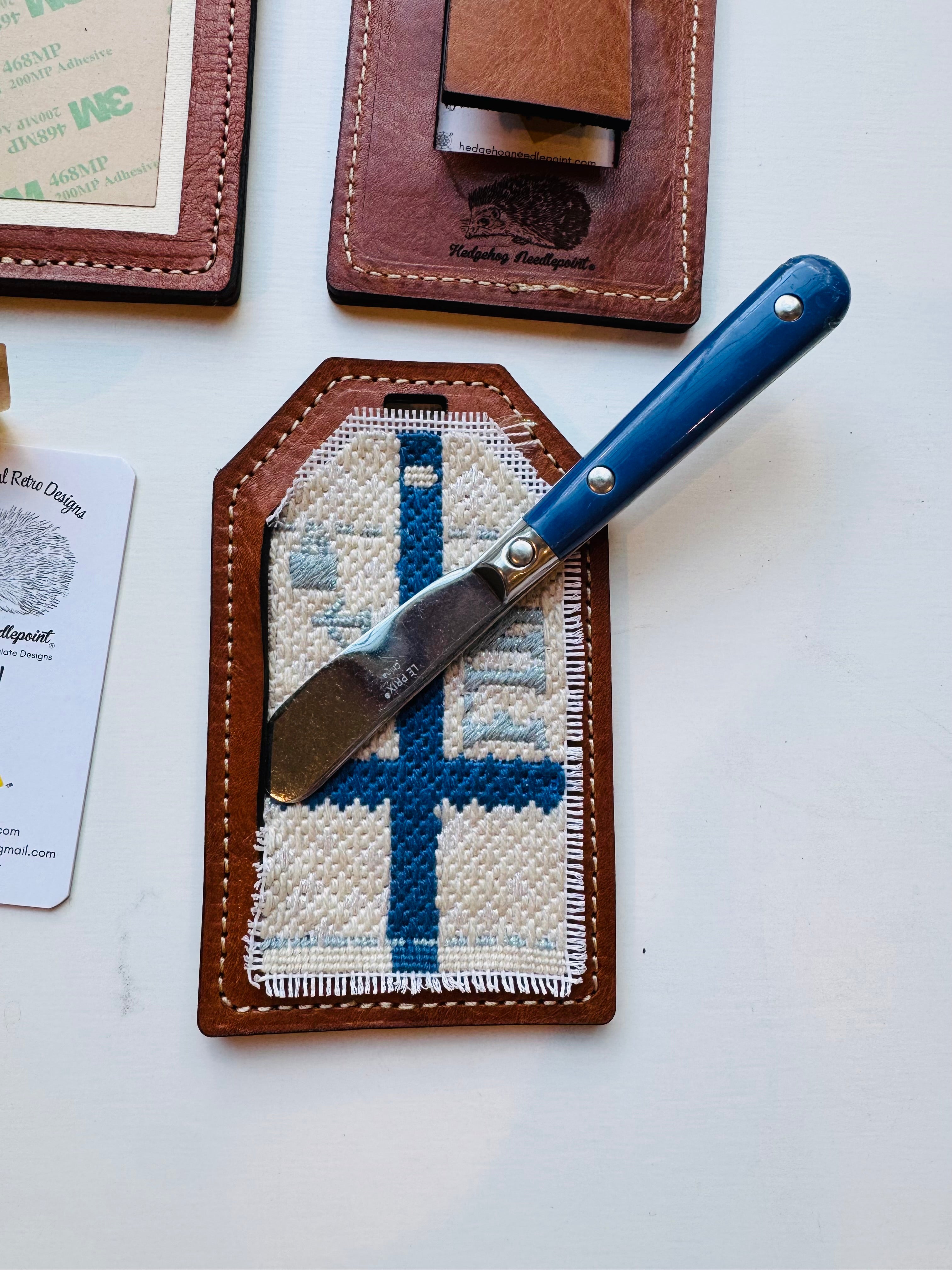 Brown Wee Flag Leather Luggage Tag